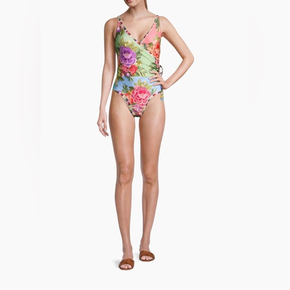 Farm Rio
Flower Scarves One-Piece Swimsuit
Flower Scarves Multi
Small - Picture 6 of 7